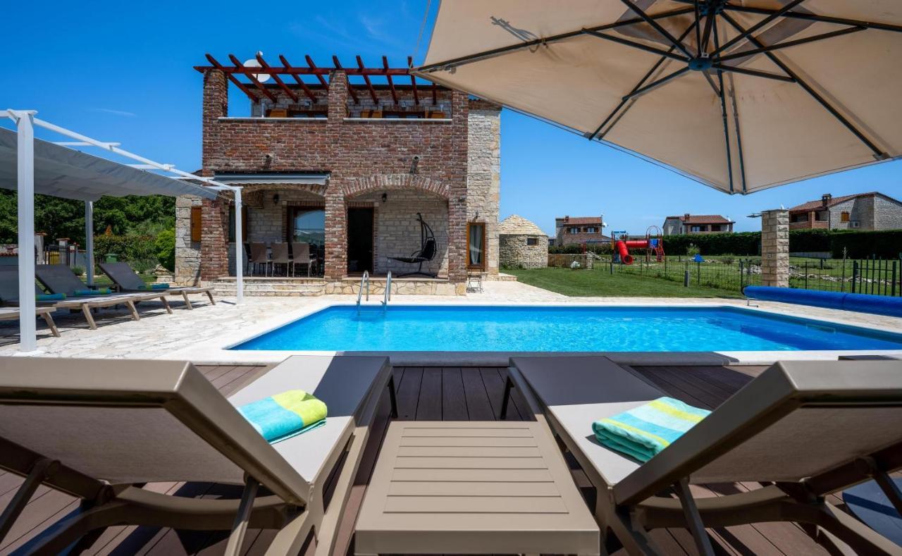 Paradis Villa Stone Queen With Heated Pool Butkovići Exteriör bild